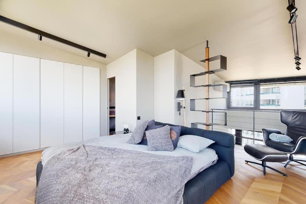 Stylovy Loft S Ohromnou Terasou Apartment Bratislava Exterior photo