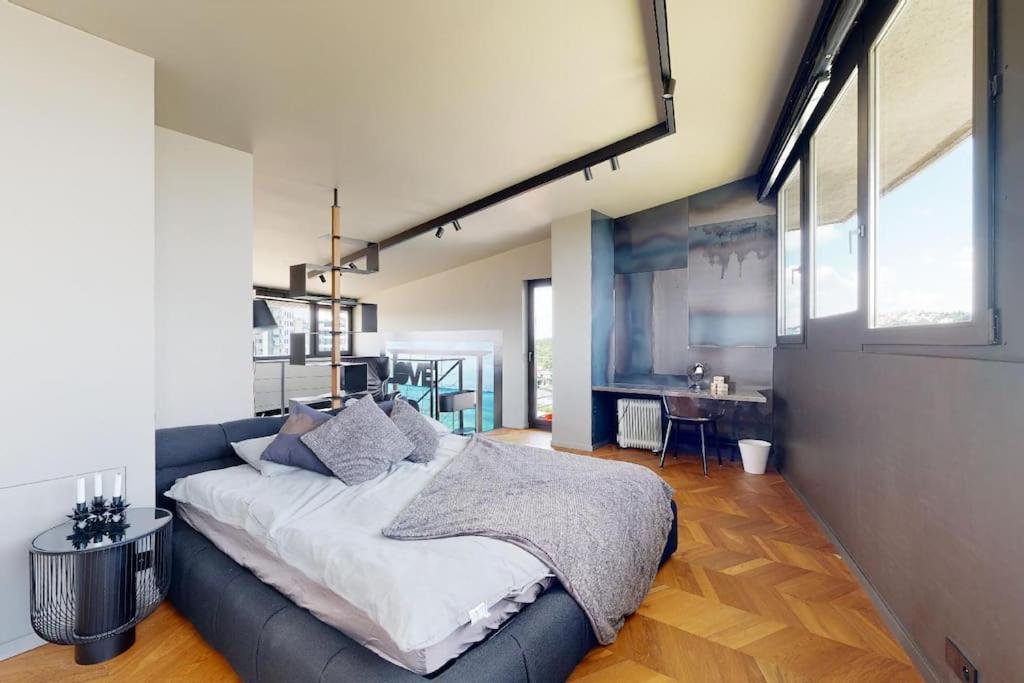Stylovy Loft S Ohromnou Terasou Apartment Bratislava Exterior photo
